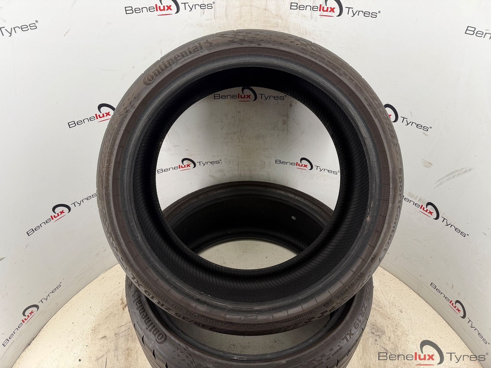 235/35ZR19 Conti 235/35R19 235/35 R19 ZR19 235/35/19 2353519, Gebruikt, -, -, 235 mm