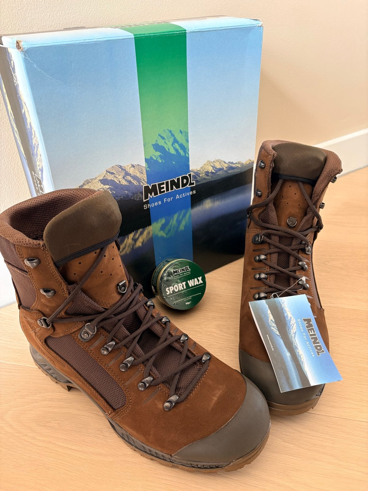 Meindl Wandelschoenen - Nieuw met accessoires maat 46, Ophalen of Verzenden, Nieuw, Schoenen