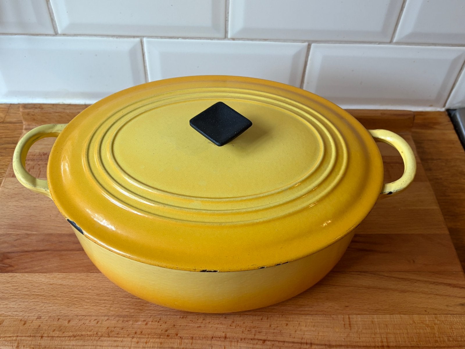 Le Creuset ovalen braadpan D (27 cm) 4,1 litr geel gietijzer, Ophalen of Verzenden, Gebruikt, Gietijzer