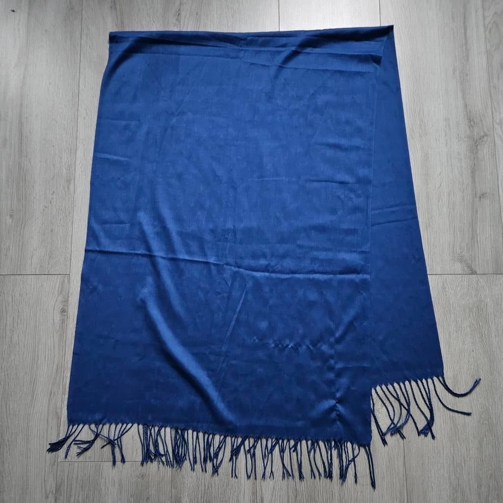 Opruiming: Mooie blauwe sjaal met franjes, Kleding | Dames, Mutsen, Sjaals en Handschoenen, Onbekend, Ophalen of Verzenden, Sjaal