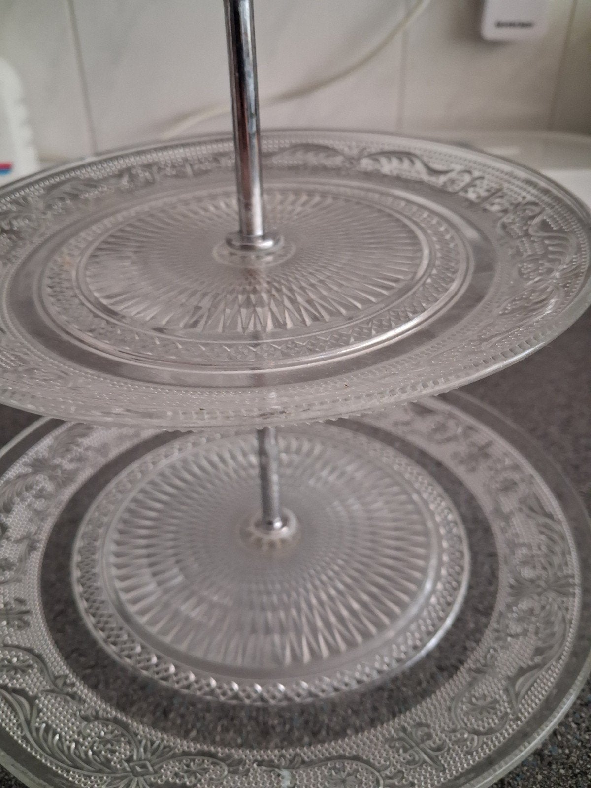 FRAAIE ETAGÈRE VAN GLAS  2-LAAGS, Ophalen of Verzenden, Zo goed als nieuw, Overige typen