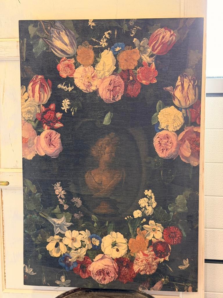 Festoen van bloemen om een buste van Flora, Ophalen of Verzenden