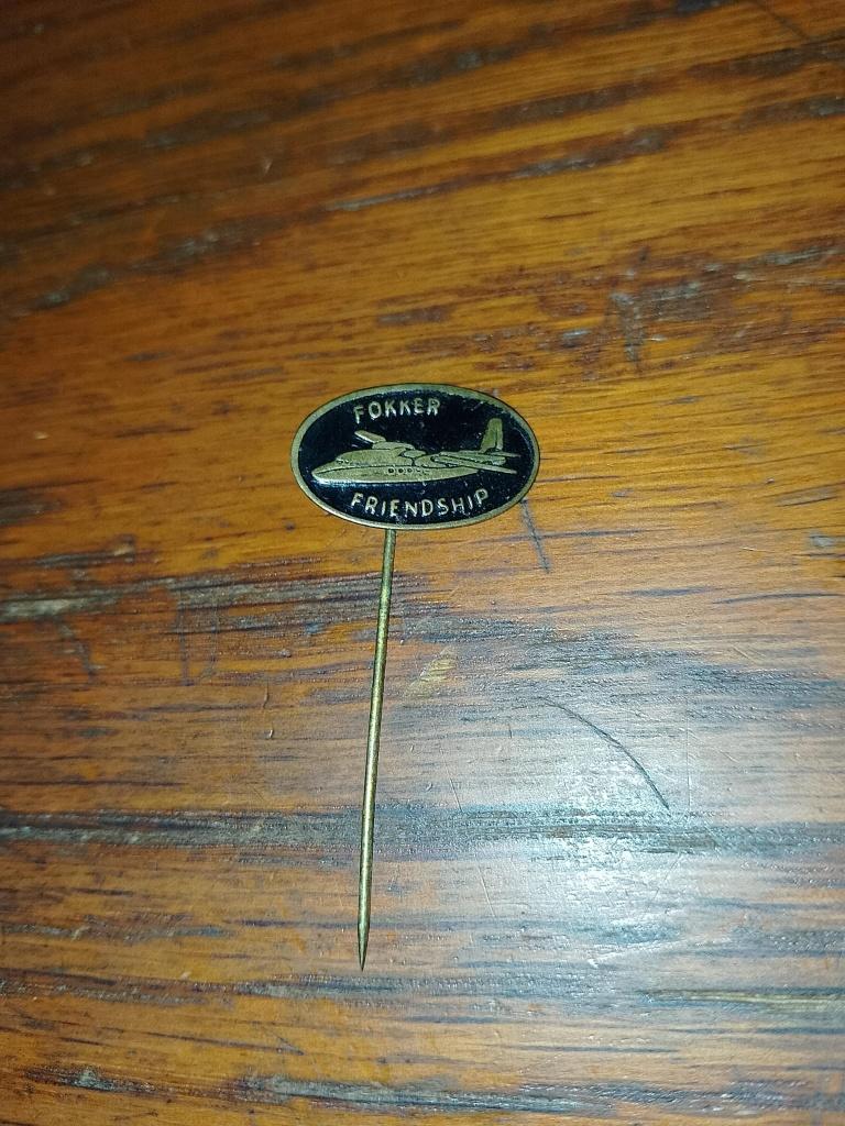 Fokker pin, Verzamelen, Speldjes, Pins en Buttons, Verzenden, Gebruikt, Merk, Speldje of Pin