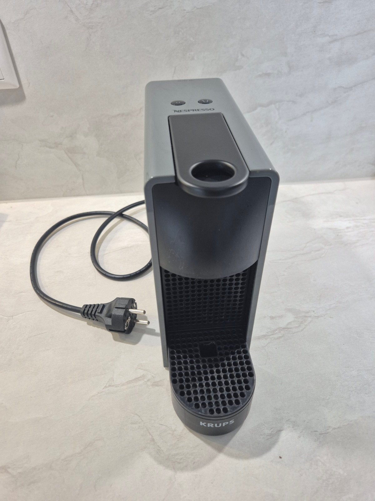Nespresso Krups Essenza Mini Koffiecupmachine Grijs, Witgoed en Apparatuur, Gebruikt, Espresso apparaat, Ophalen of Verzenden