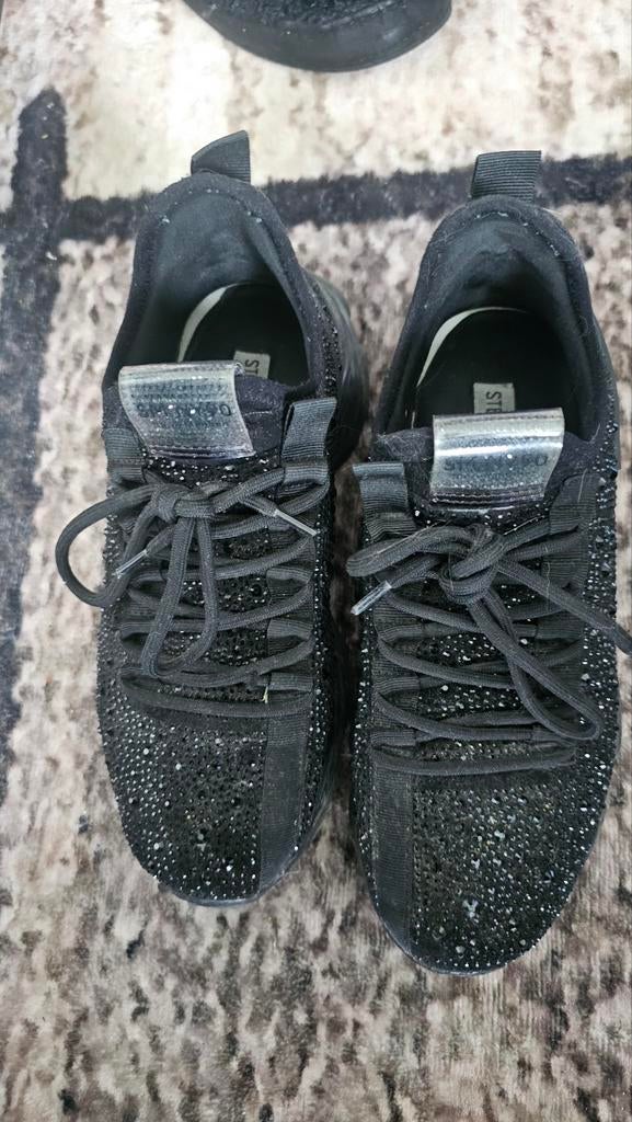 Steve madden sneakers, Sport en Fitness, Loopsport en Atletiek, Ophalen of Verzenden, Zo goed als nieuw, Overige typen, Overige merken