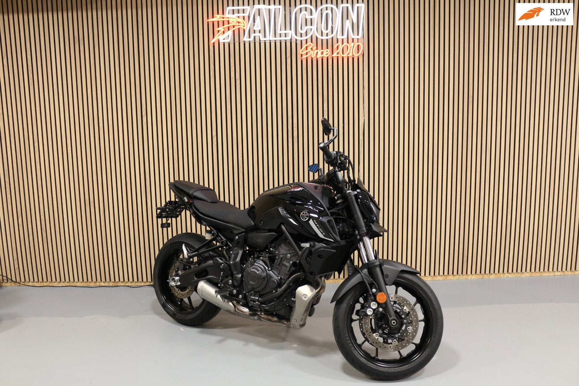 Yamaha MT-07 PURE - 2024 - 35KW A2 - Bar End Spiegels, LED Verlichting, Toermotor, Koolhovenlaan 101
1119 NC  Schiphol-Rijk, NL