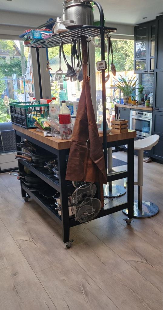 Ikea werkbank, Ophalen