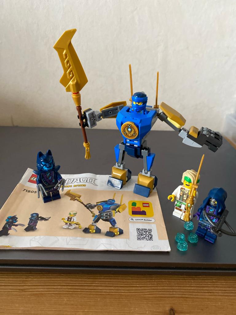 LEGO Ninjago Jay's Bliksemmecha 71805 met minifiguren, Ophalen of Verzenden, Zo goed als nieuw
