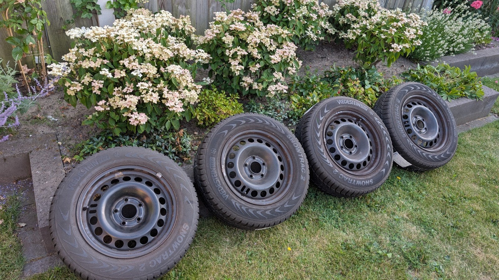 4 stuks 15 inch 5x110 met Vredestein winterbanden 195/65 R15, Ophalen, Gebruikt, Opel