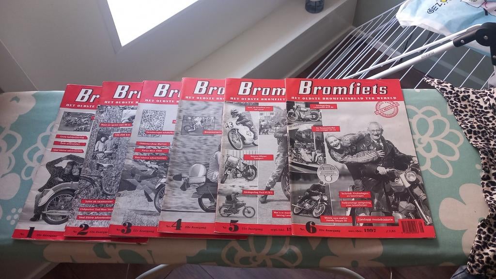 Bromfiets tijdschriften - diverse jaargangen, Ophalen of Verzenden, Gelezen, Overige typen
