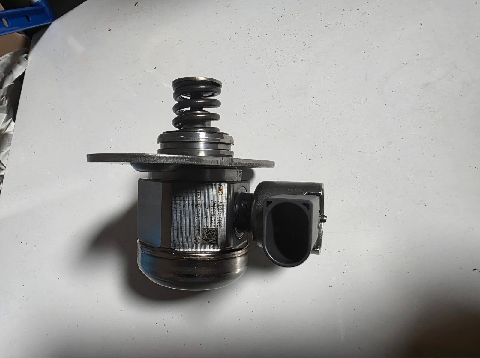 Foto 9 van BMW Bosch Hogedrukpomp 0261520147 320i 328i 520i X1 X3