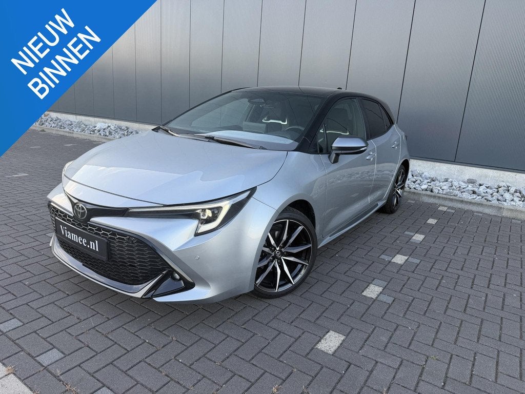 Toyota Corolla Hybrid 140 GR Sport, Auto's, Toyota, Gebruikt, Euro 6, 4 cilinders, Bedrijf
