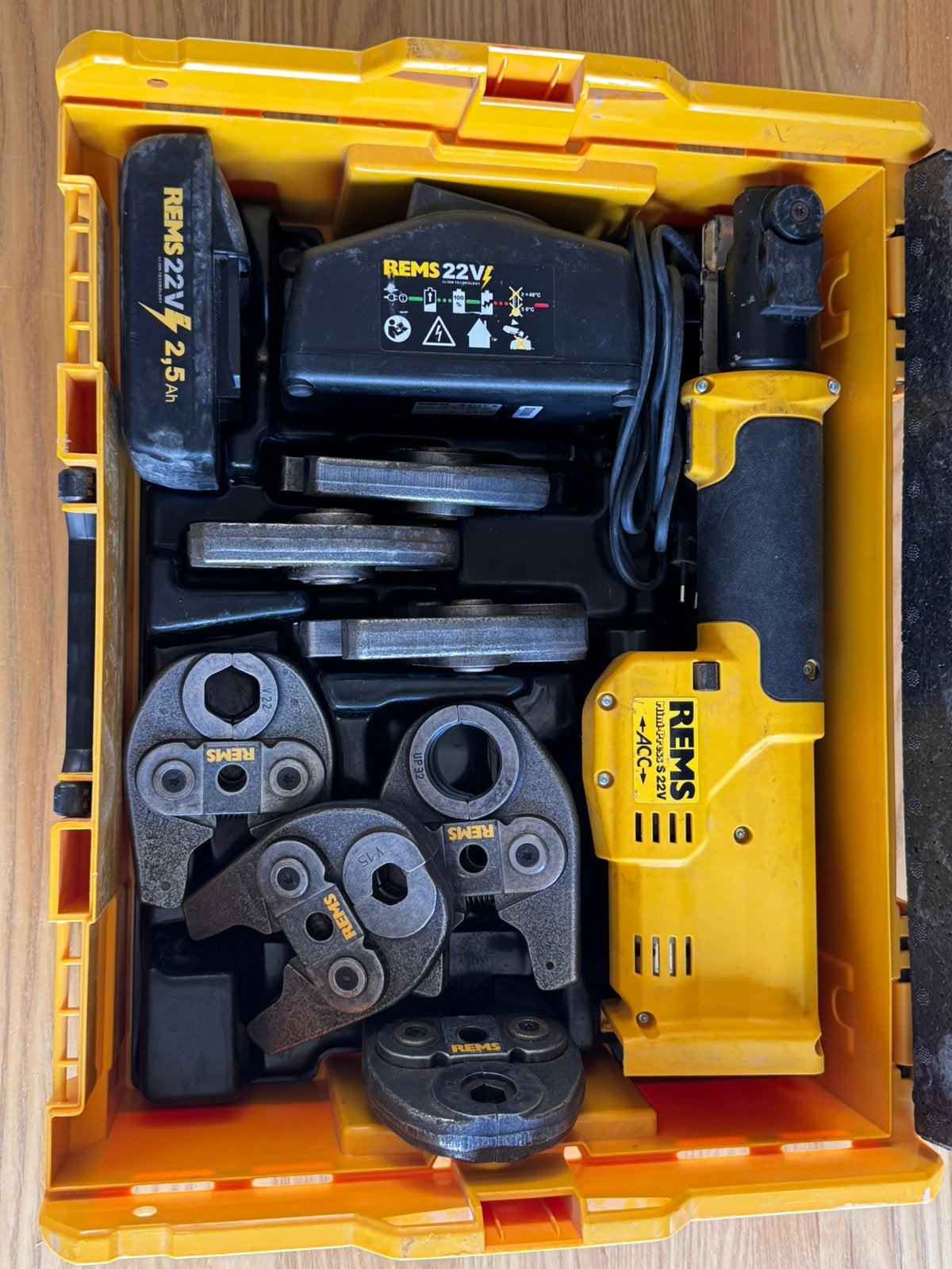 Rems mini press s 22V, Ophalen, Zo goed als nieuw
