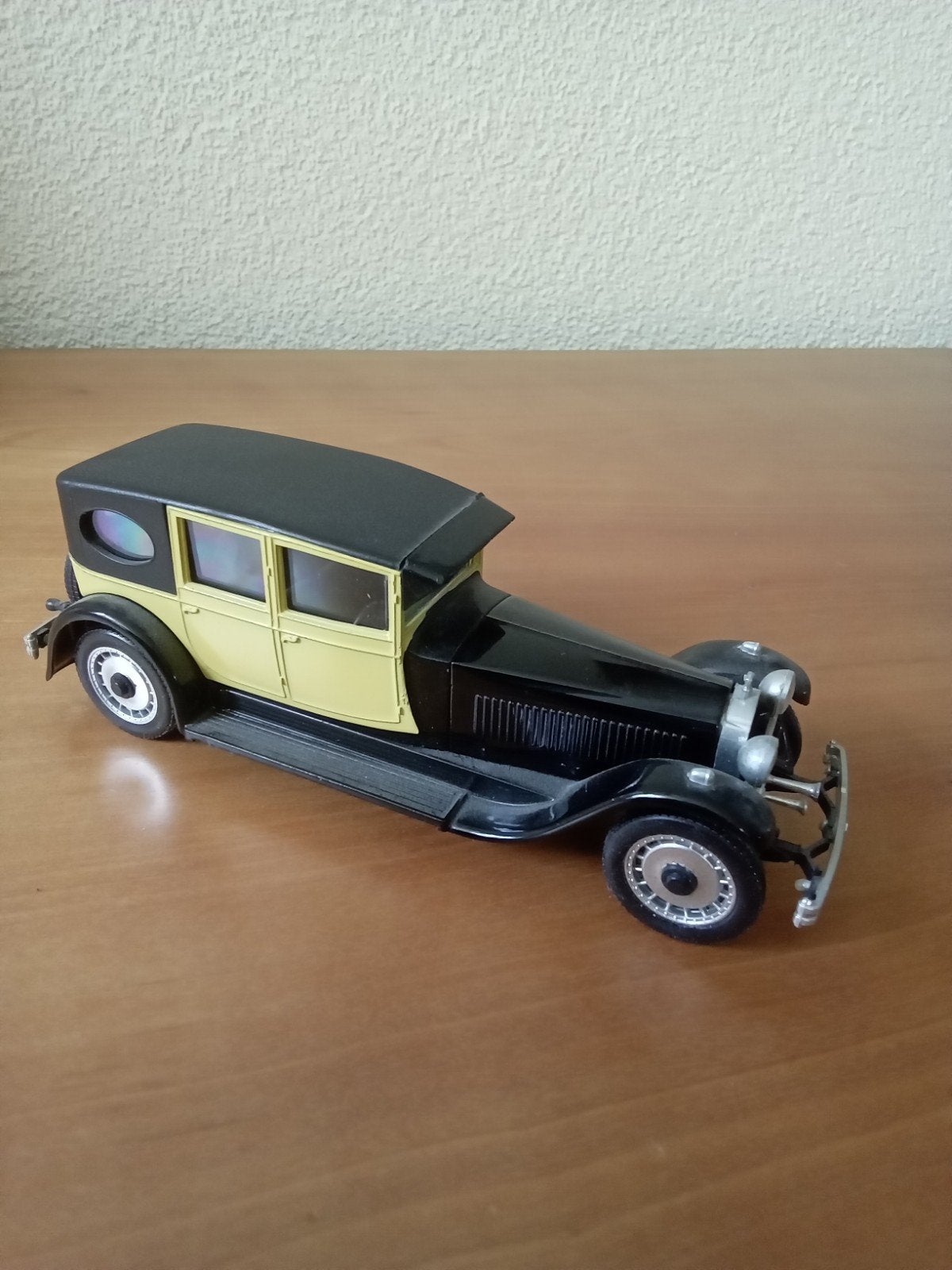 RIO 1/43 Bugatti Royale 41 1928, Hobby en Vrije tijd, Modelauto's | 1:43, Ophalen, Zo goed als nieuw, Auto, Overige merken