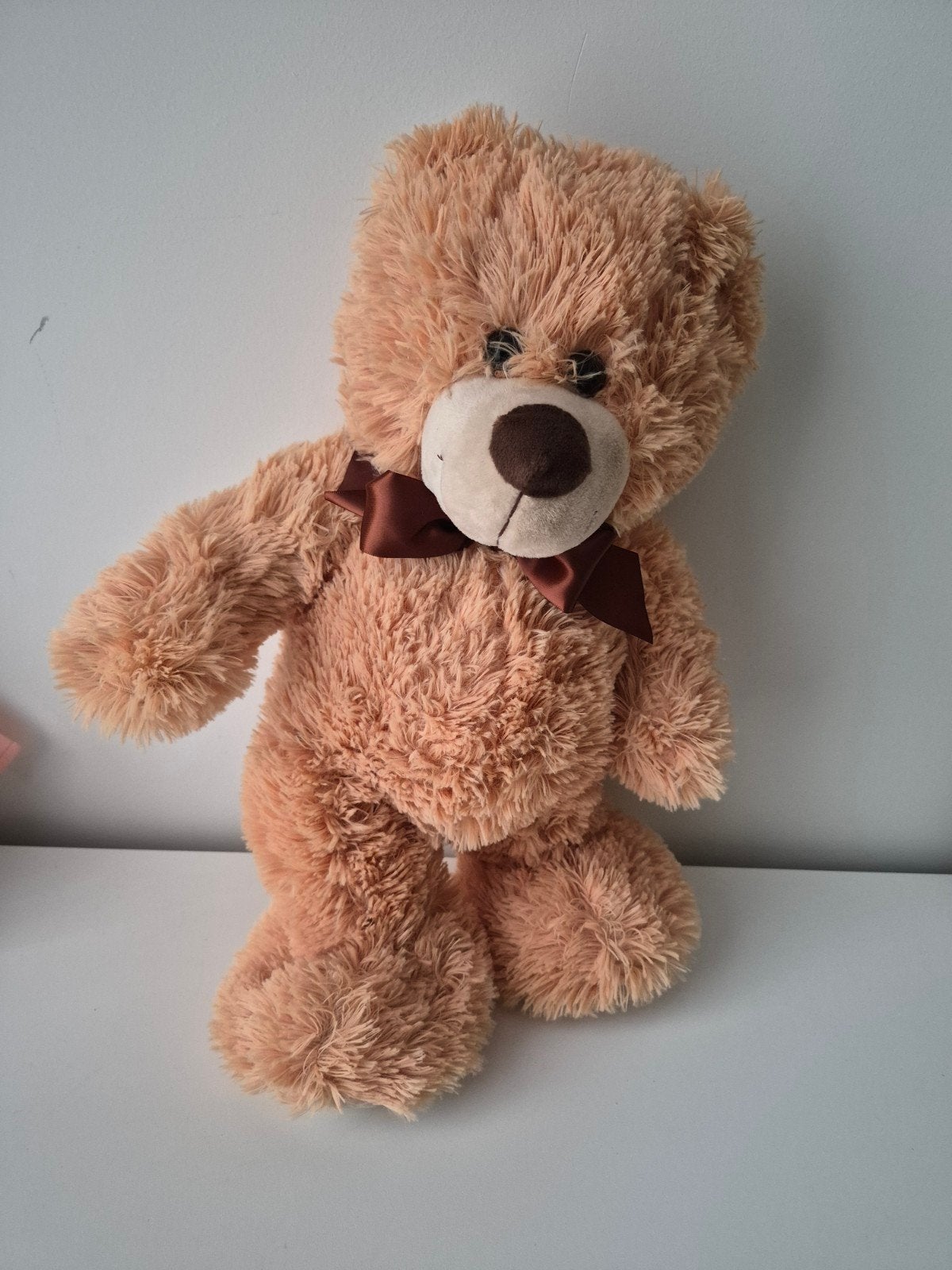Grote teddybeer met strik - Zo goed als nieuw, Ophalen, Beer, Zo goed als nieuw, Middelgroot (20 tot 80 cm)