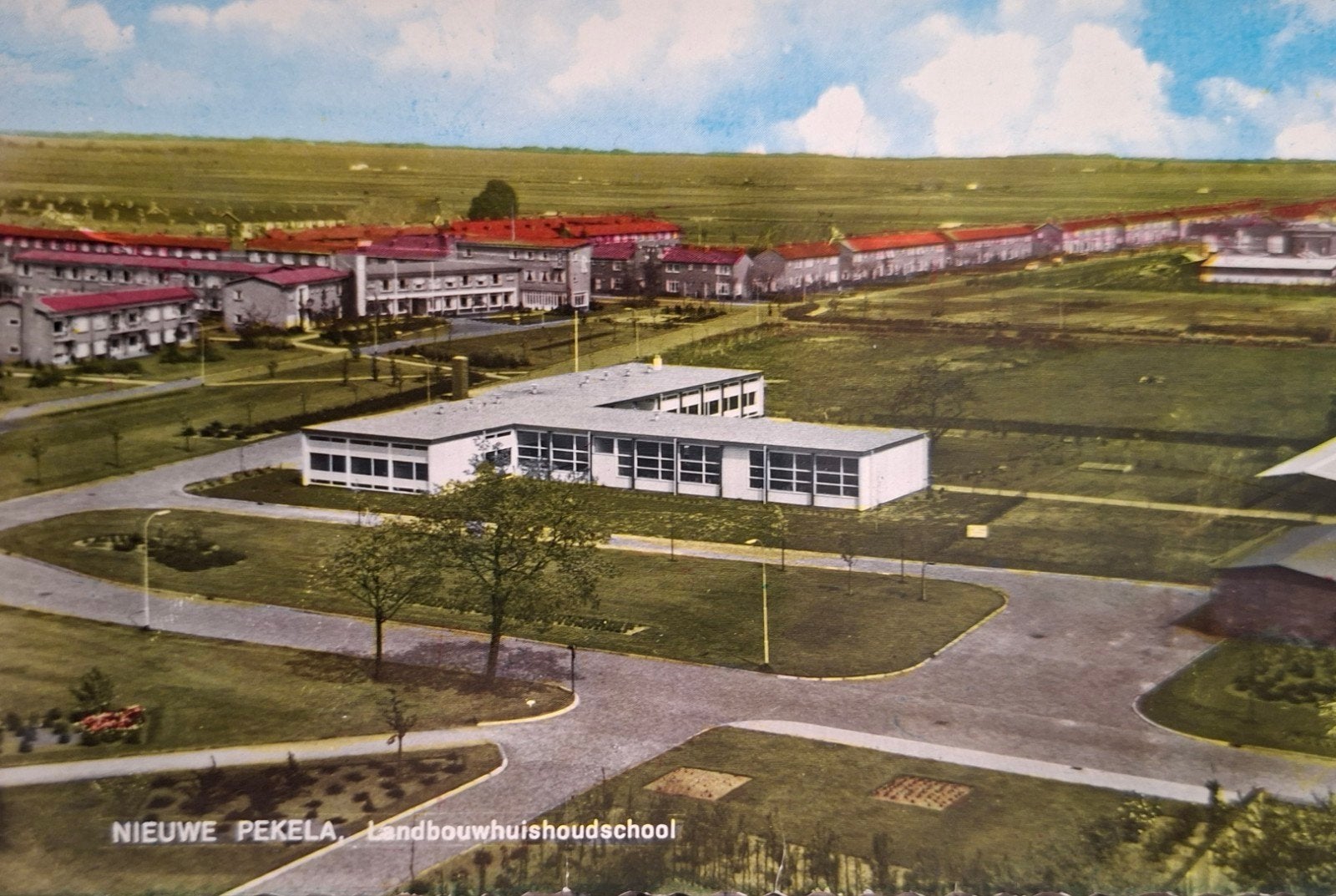 Nieuwe Pekela Landbouwhuishoudschool, Ophalen of Verzenden, 1960 tot 1980, Ongelopen, Groningen