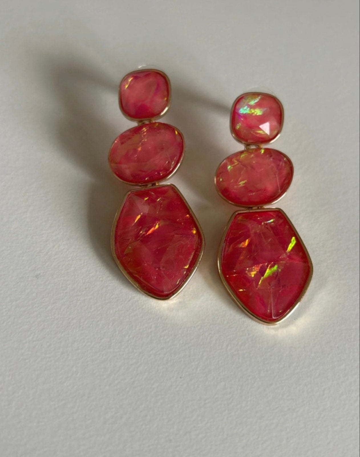 Nieuwe roze oorbellen met glanzende stenen, Met kristal, Overige materialen, Hangers, Nieuw