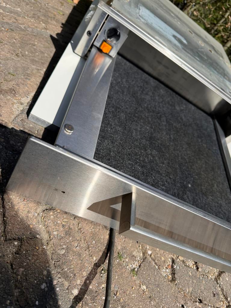 Inbouw bordenwarmer - RVS Miele, Ophalen, Gebruikt