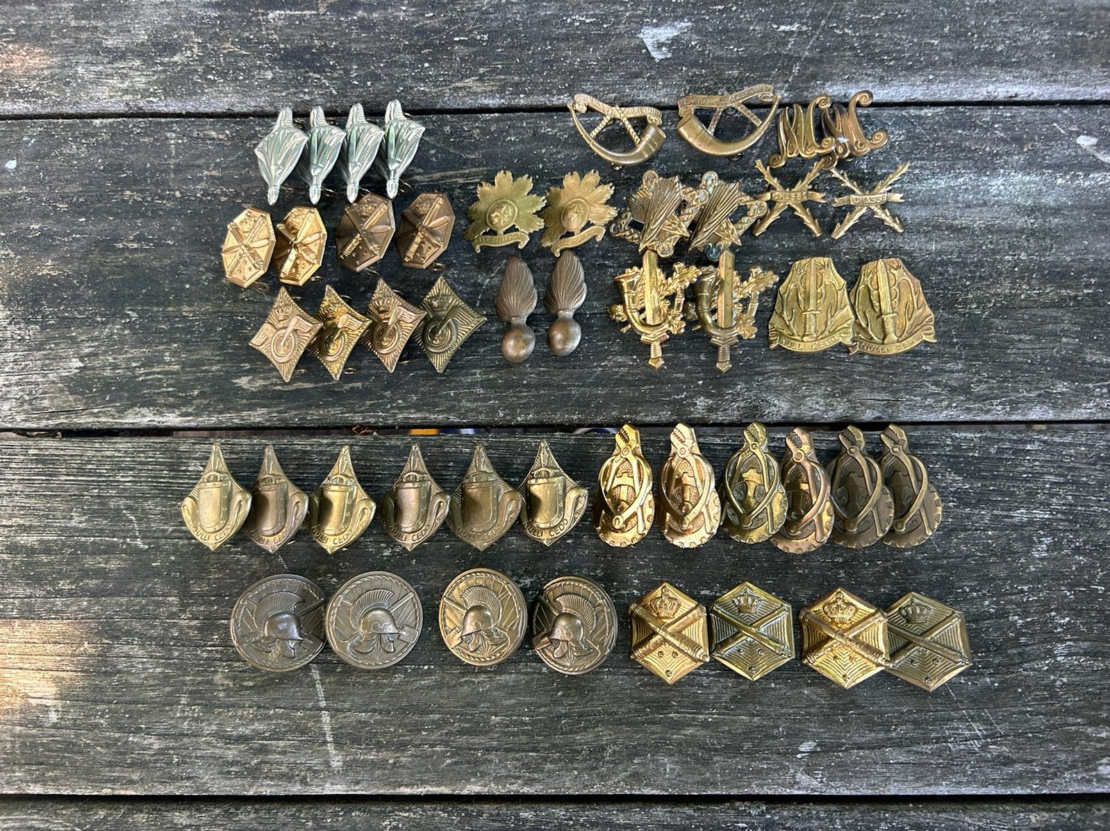 Groot lot MvO schouderemblemen, verkoop per set ook mogelijk, Verzamelen, Ophalen of Verzenden, Landmacht, Nederland, Embleem of Badge