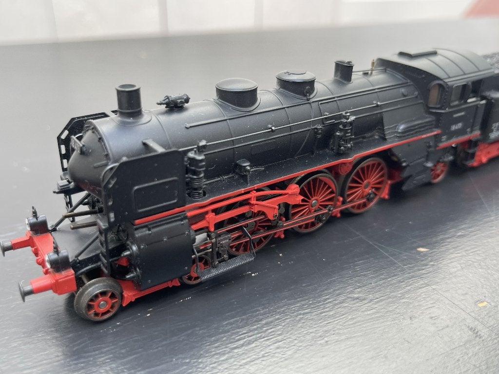 Märklin BR18.4 Stoomlocomotief met lokfluit uit set 29855, Wisselstroom, Locomotief, Ophalen of Verzenden, Zo goed als nieuw