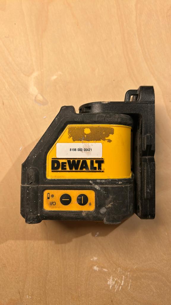 Dewalt dw087 kruislijnlaser, Ophalen of Verzenden, Afstand