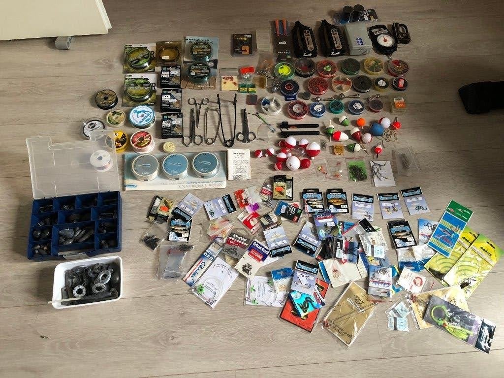 partij visgerei lijnen, haken,  lood enz zie foto s en info, Ophalen, Zo goed als nieuw, Overige typen