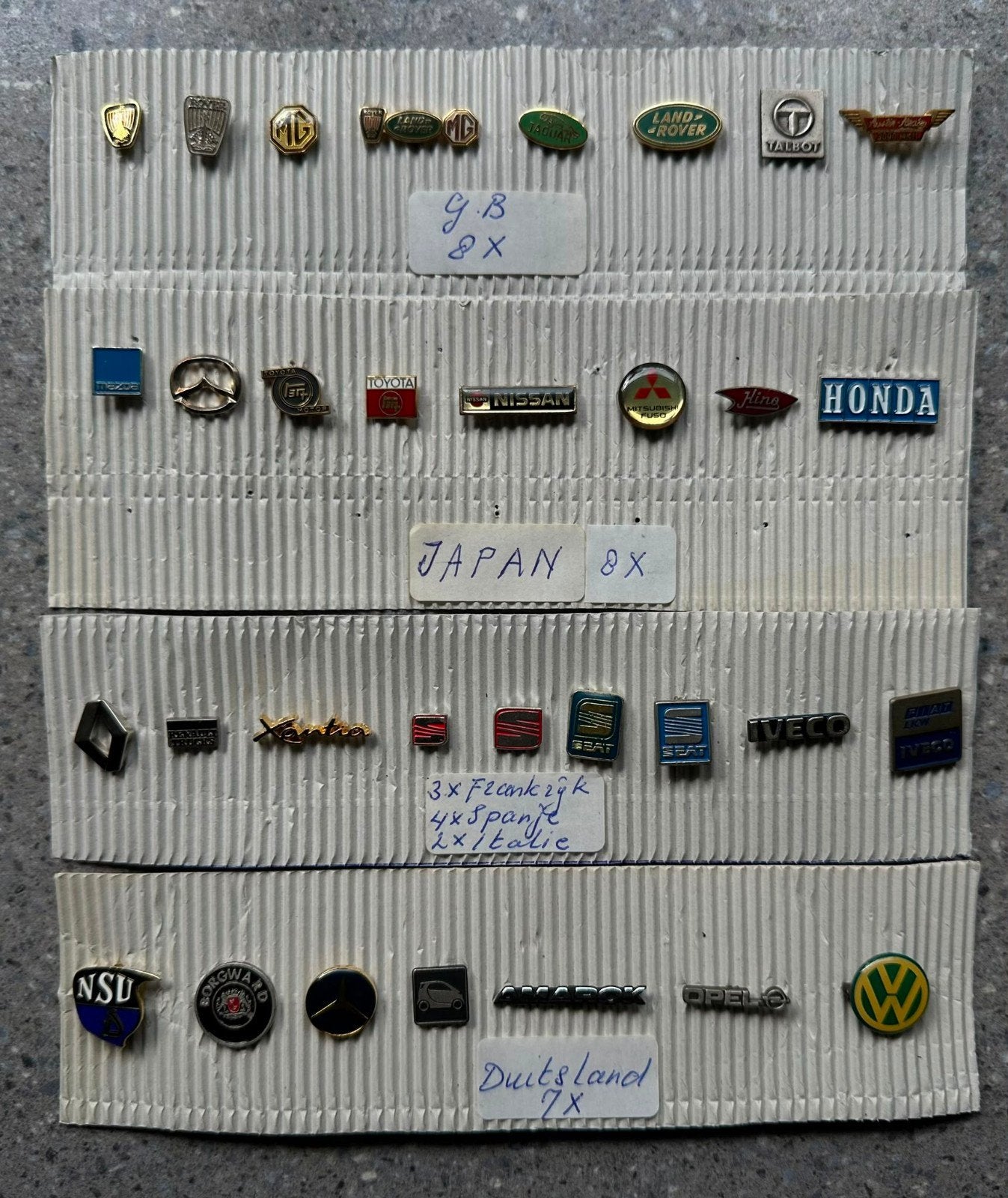 Diverse spelden uit diverse landen, Ophalen of Verzenden, Gebruikt, Merk, Speldje of Pin