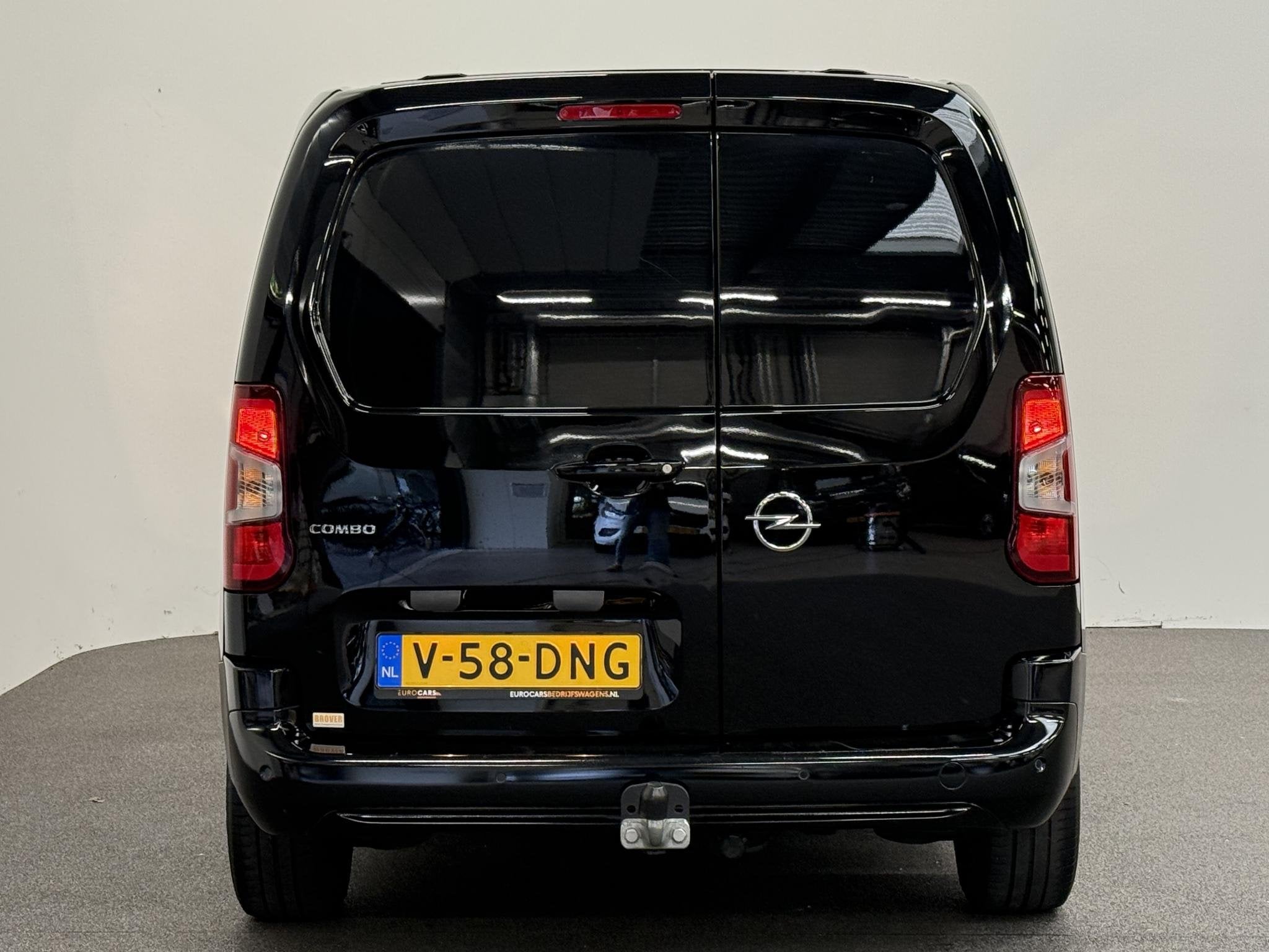 Opel Combo 1.5D L1H1 Standaard Airco Cruise Control Apple Ca, Auto's, Voorwielaandrijving, 1350 kg, Gebruikt, Euro 6