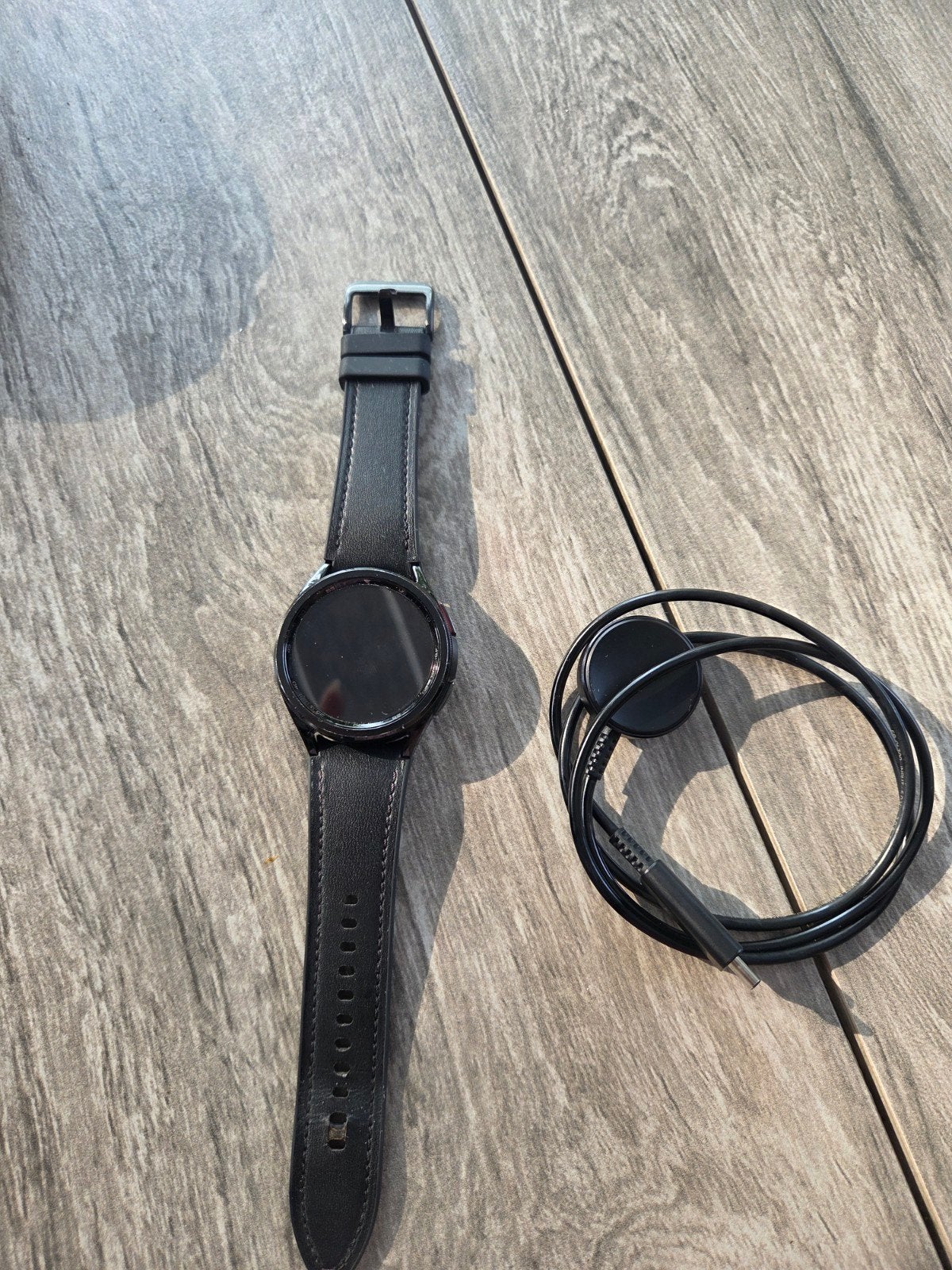 Samsung Galaxy Watch 6 Classic 4G 43mm Zwart, Sieraden, Tassen en Uiterlijk, Smartwatches, Ophalen, GPS, Zwart, Zo goed als nieuw