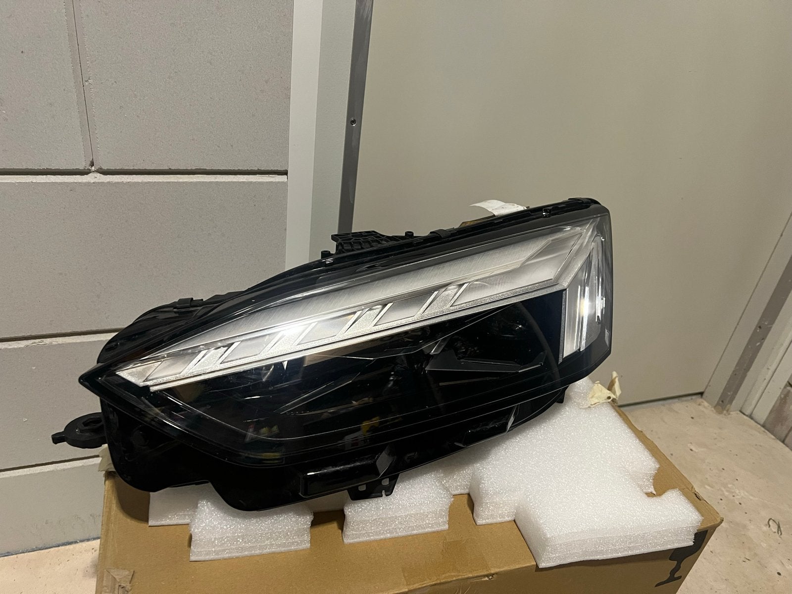 Audi S5 Laser Koplamp Rechts, Ophalen, Gebruikt, Audi