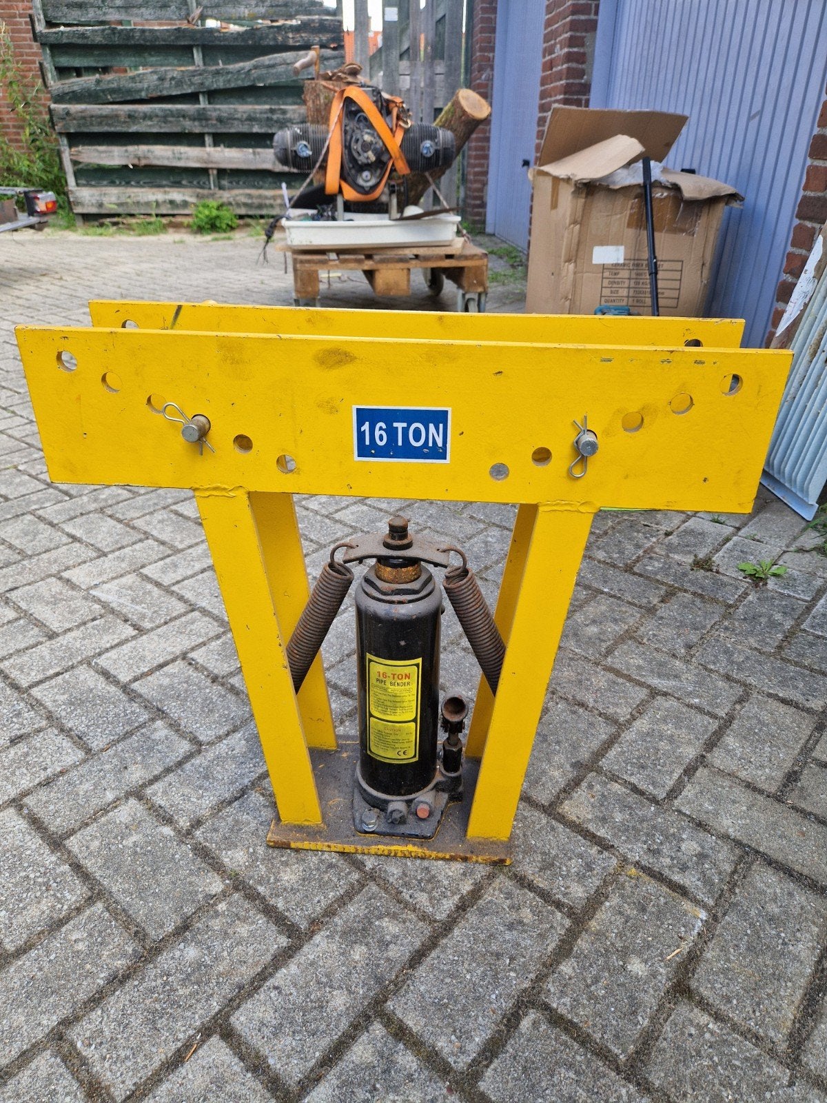 16 Ton Hydraulische Pijpenbuiger met Matrijzen, Ophalen, Gebruikt