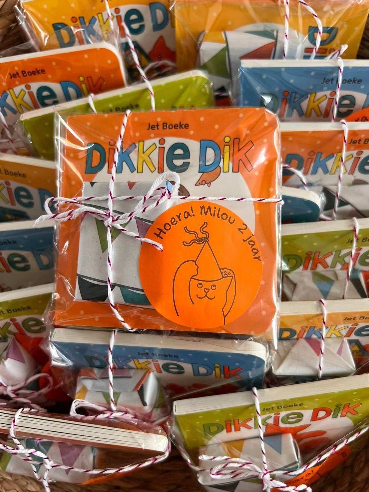 Dikkie Dik traktatiestickers 5x5 cm, Ophalen of Verzenden, Nieuw, Strip of Tekenfilm