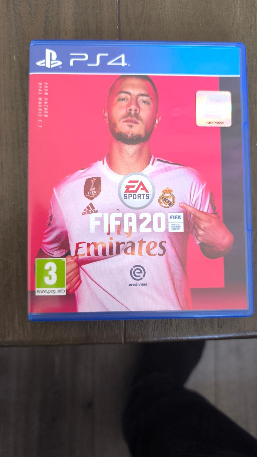 FIFA 20 PS4 - Zo goed als nieuw, Ophalen of Verzenden, Zo goed als nieuw, Eén computer, Sport
