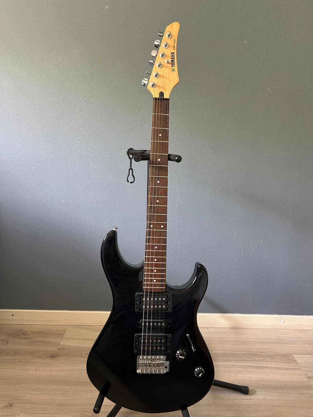 Yamaha elektrische gitaar met versterker, Muziek en Instrumenten, Ophalen of Verzenden, Gebruikt, Solid body, Overige merken