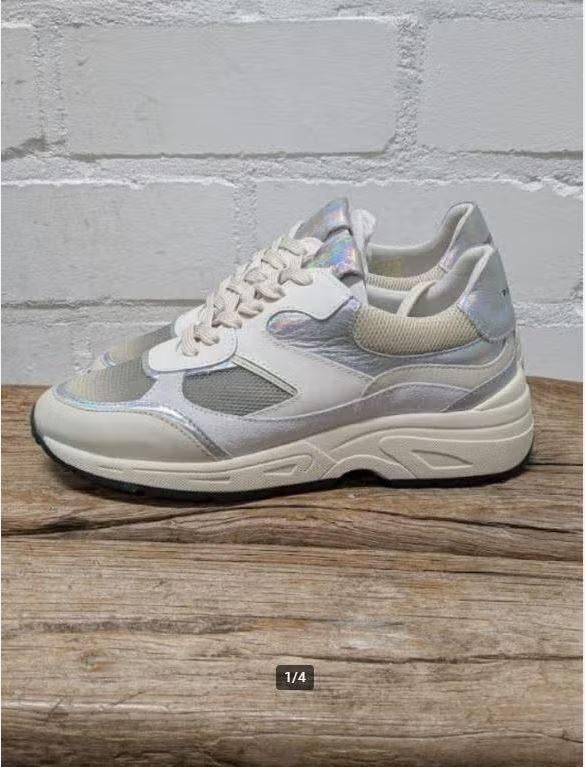 Piedi Nudi - Prachtige sneakers maat 41 - Nieuw €199,95, Kleding | Dames, Schoenen, Nieuw, Ophalen of Verzenden, Sneakers of Gympen