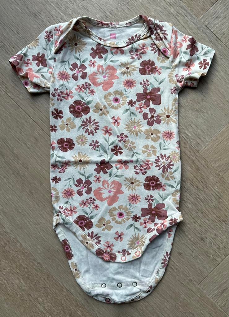 HEMA meegroei romper bloemen maat 74/80 | babykleding, Ophalen of Verzenden, Zo goed als nieuw, Meisje, Nacht- of Onderkleding