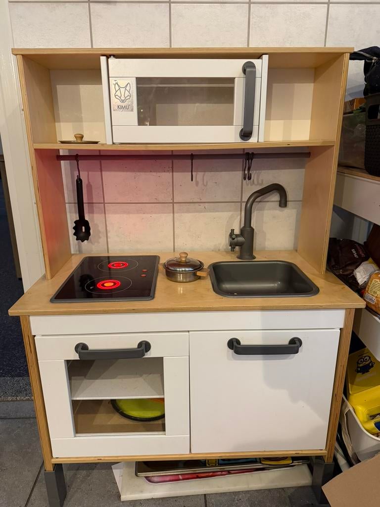 Ikea keukentje, Ophalen, Zo goed als nieuw