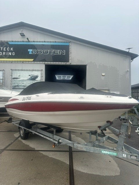 Maxum 1900 Bowrider, Ophalen, Benzine, Binnenboordmotor, 120 tot 200 pk