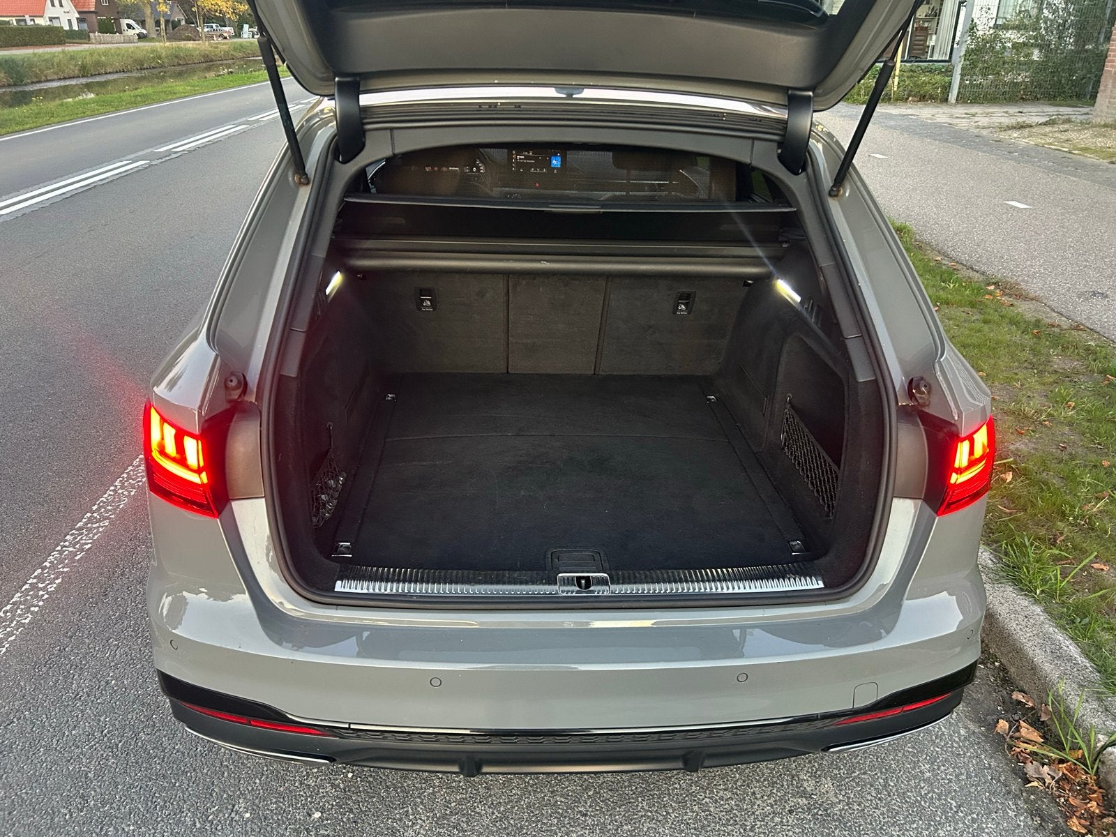 Foto 9 van Audi A4 2.0 Tdie 136pk 2020 Grijs