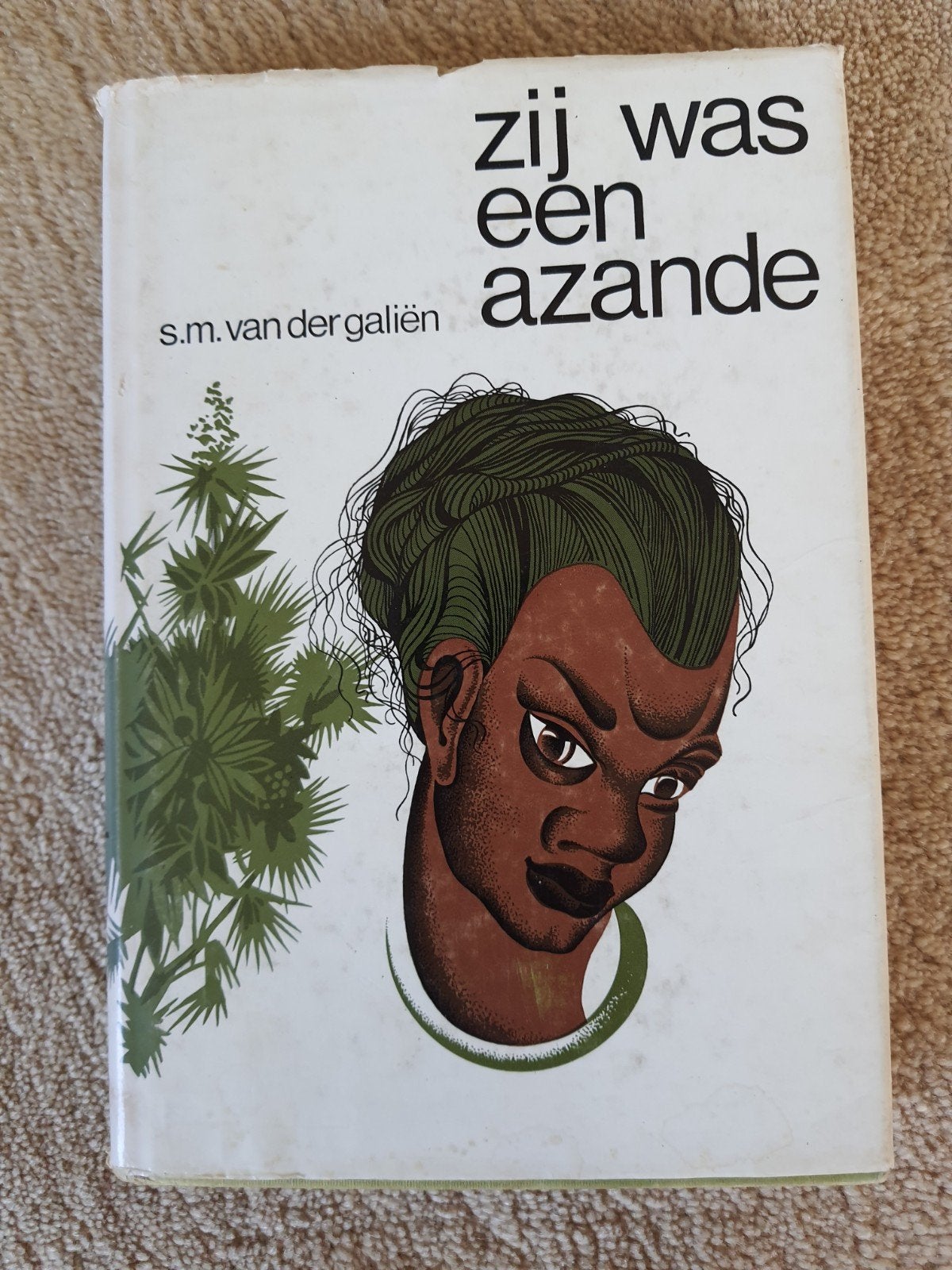 Zij was een Azande - S.M. van der Galiën, Ophalen of Verzenden, Gelezen, S.M. van der Galiën, Nederland
