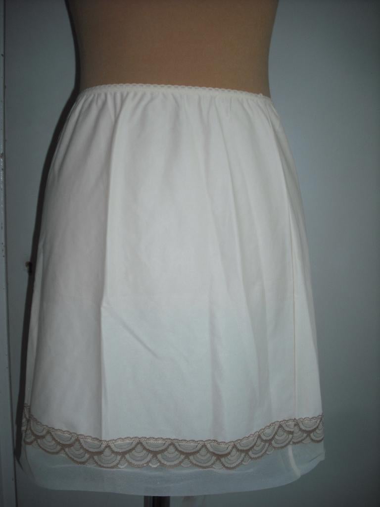 korte onderrok maat small, Verzenden, Beige, Overige typen