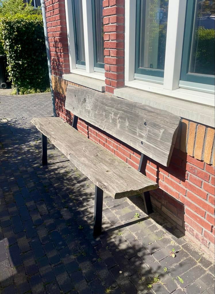 Robuuste tuinbank van oude meerpalen, Ophalen, Gebruikt, Hout