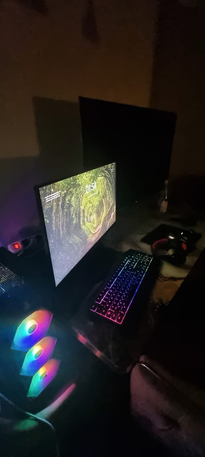 Gaming PC met AMD Ryzen 5 en 16GB RAM, Computers en Software, Desktop Pc's, Ophalen, Onbekend, AMD Ryzen 5, Zo goed als nieuw