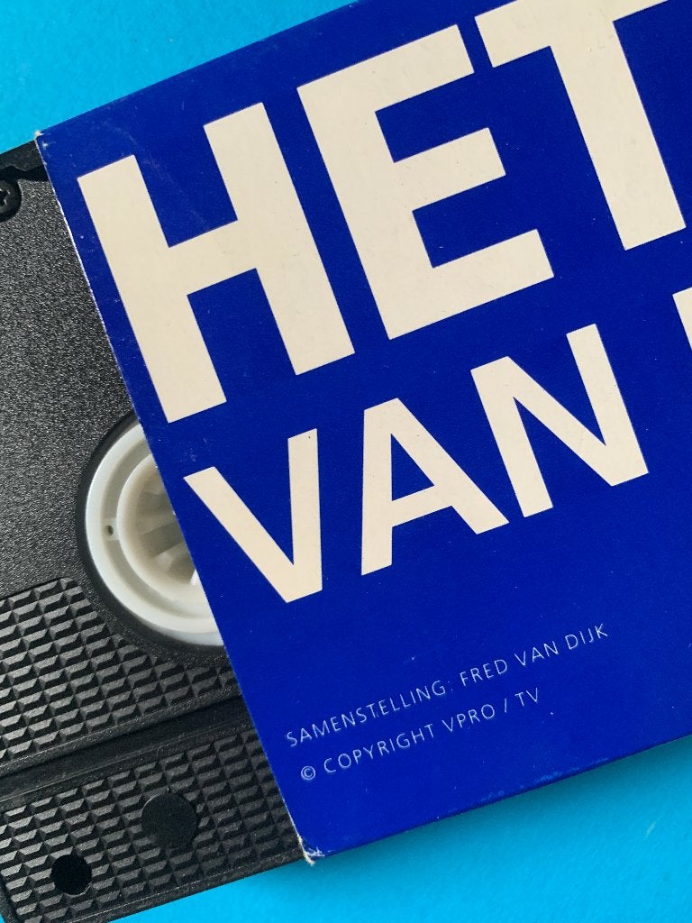 Het Uur van de VPRO - VHS videoband Cassette, Alle leeftijden, Ophalen of Verzenden, Zo goed als nieuw, Documentaire