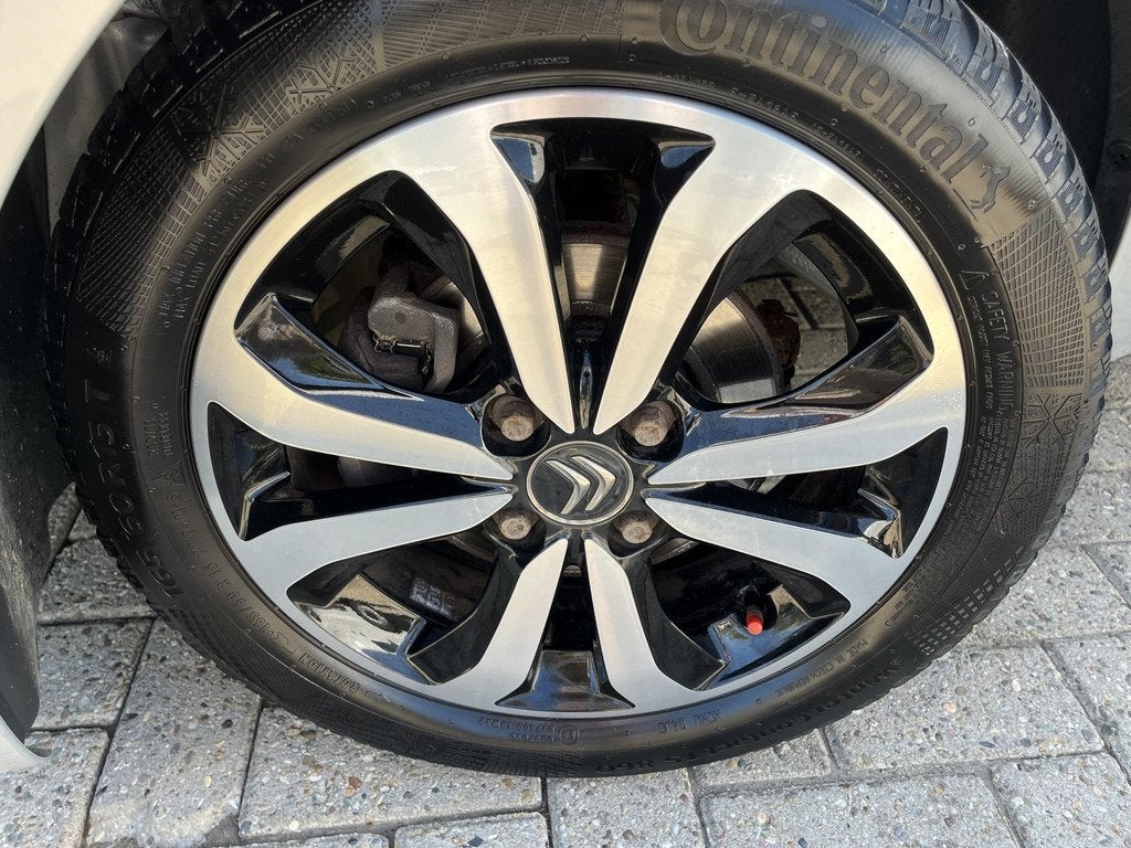 Citroen C1 1.0 VTi Shine ,luxe uitvoering automaat!, Auto's, Citroën, Stof, Gebruikt, Euro 6, 4 stoelen