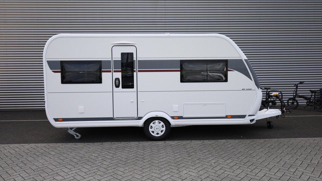 Hobby De Luxe 460 UFE NIEUW 2027 NIEUW, Caravans en Kamperen, Rondzit, Hobby, Serviceluik, Bedrijf