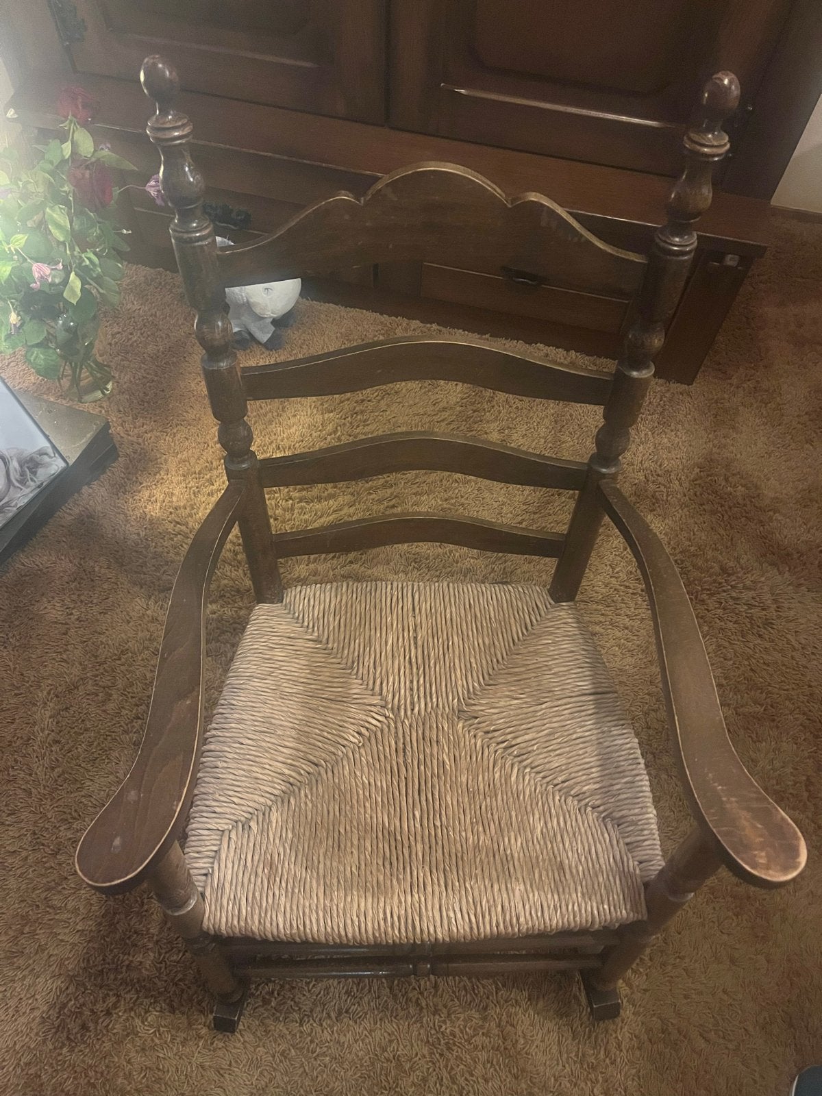 Vintage schommelstoel uit 1970 met rieten zitting, Antiek en Kunst, Ophalen