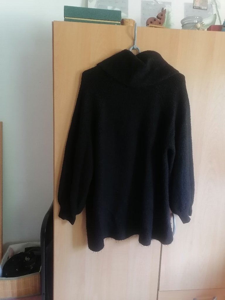 LANGE COL TRUI JURK-ZWART-M ALS NIEUW, Ophalen of Verzenden, Zo goed als nieuw, Maat 38/40 (M), Zwart