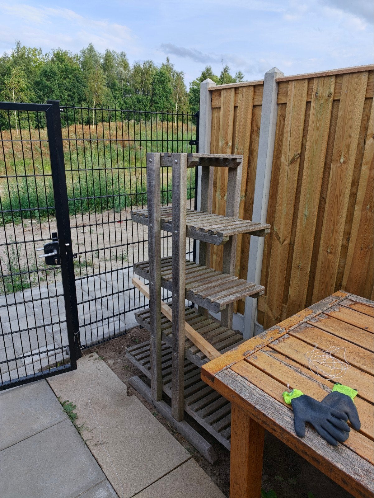 Hardhouten Tuinetagere | Zeer degelijk | Onbewerkt hout, Tuin en Terras, Ophalen, Gebruikt, Hout, Overige typen