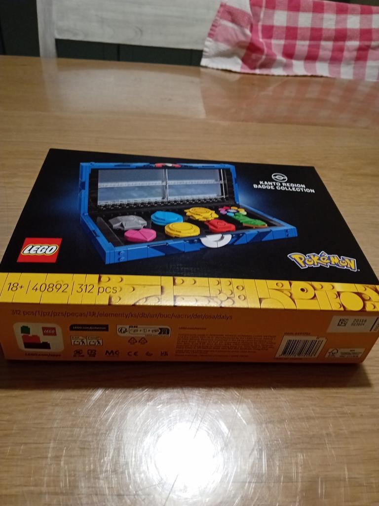LEGO Pokémon Kanto Region Badge Collection 40892 NIEUW, Ophalen, Overige thema's, Lego, Nieuw